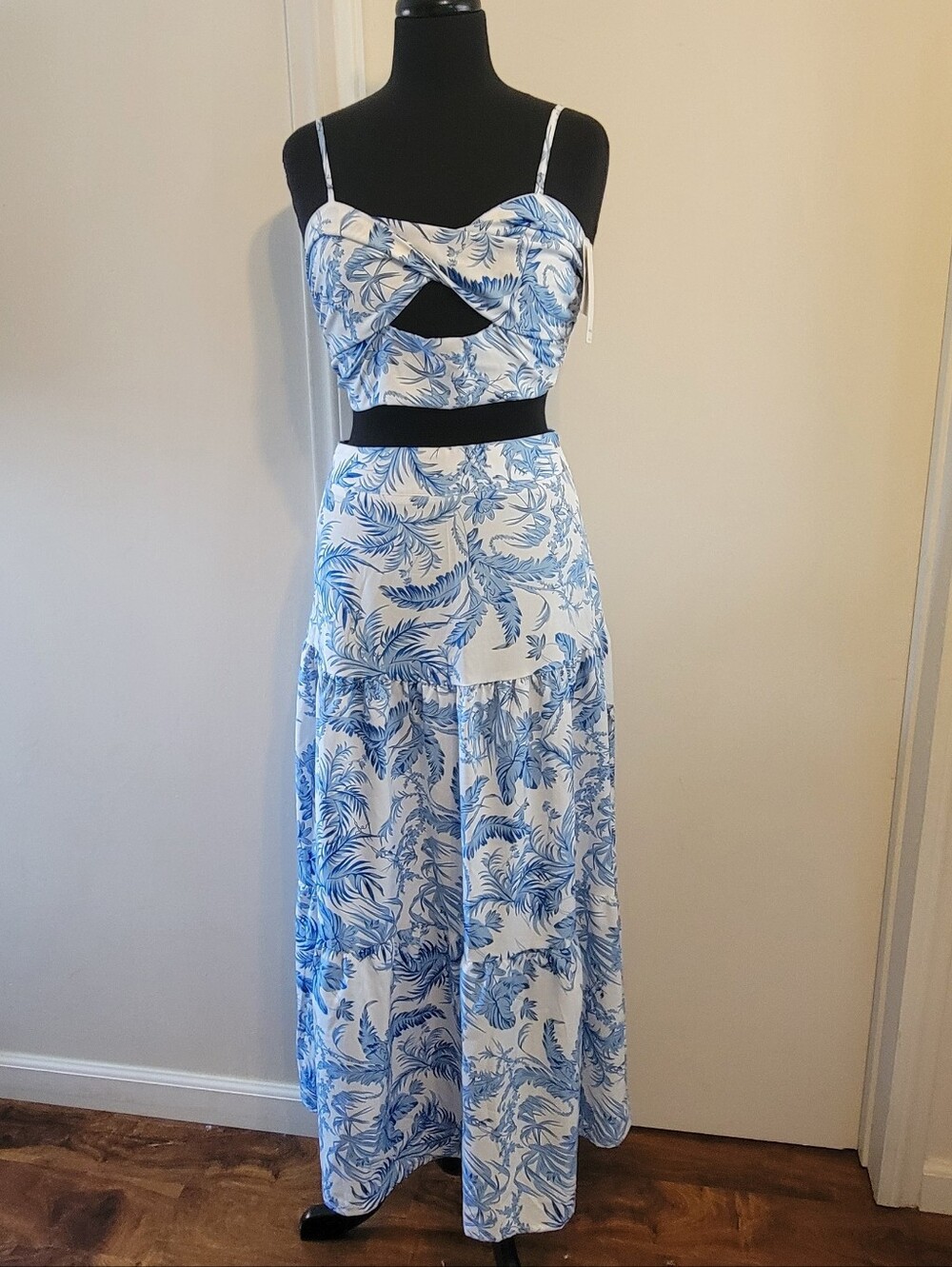 Commense Blue & White Tropical Print Top & Skirt Set
